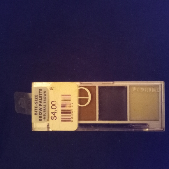 Makeup lot - Picture 6 of 16